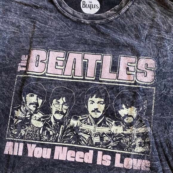 The Beatles Tops - The Beatles ‘All You Need is Love’ Tee